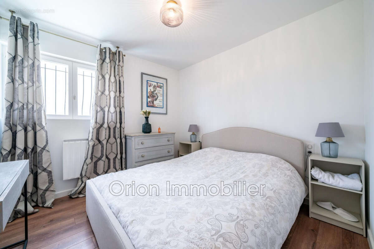 Maison à MANDELIEU-LA-NAPOULE