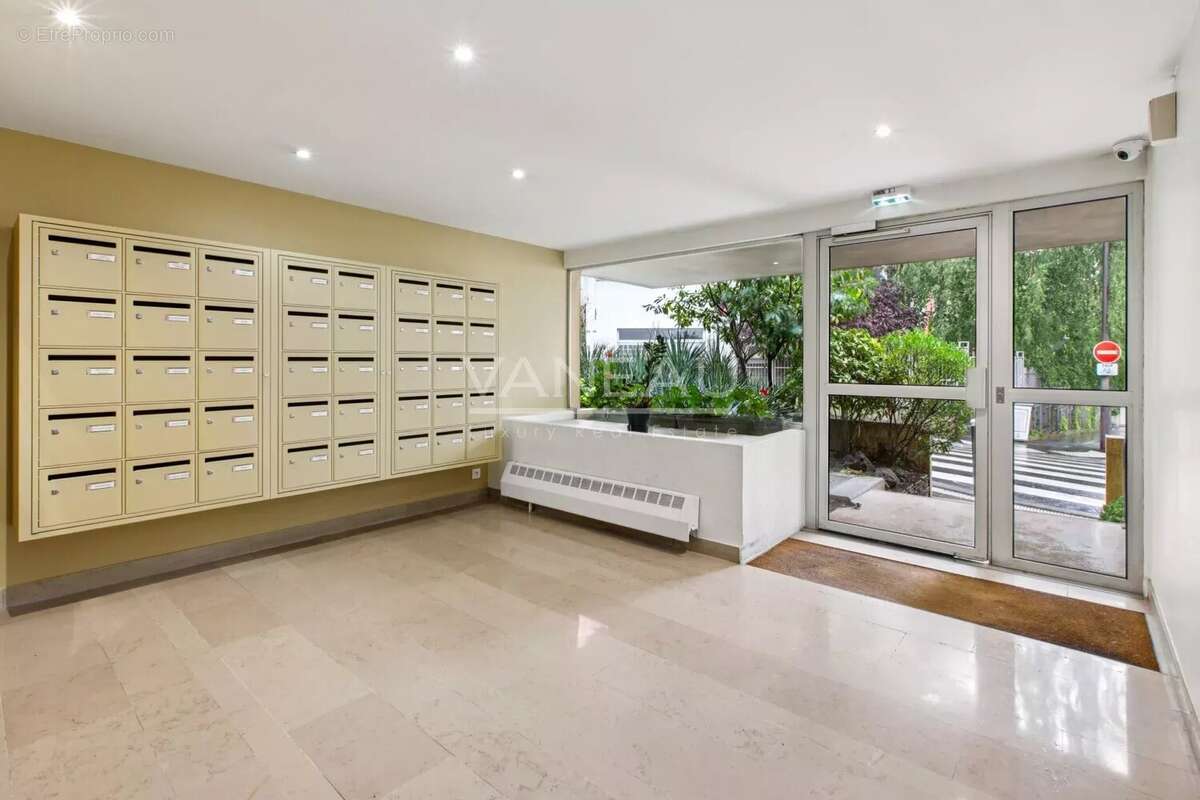 Appartement à PARIS-19E