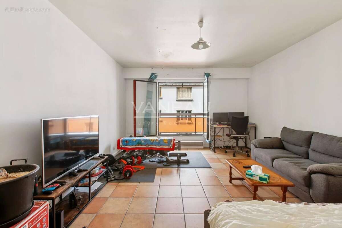 Appartement à PARIS-19E