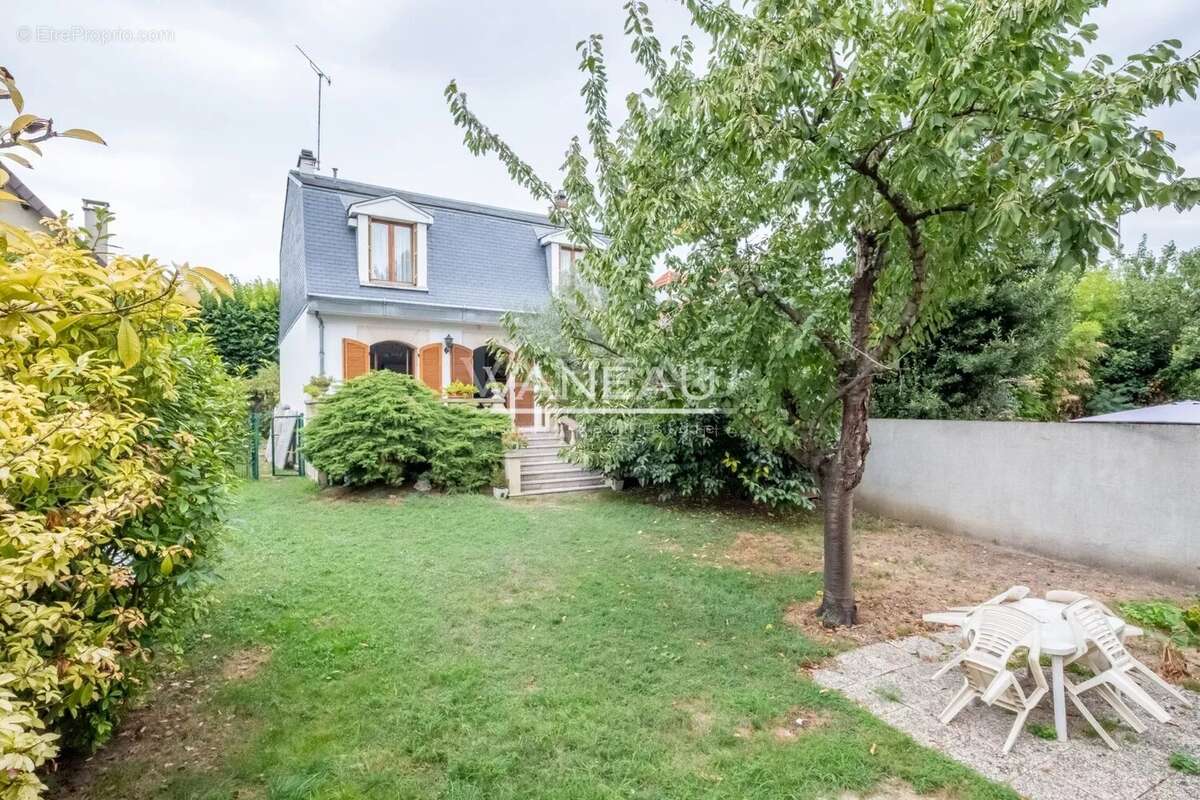 Maison à JOINVILLE-LE-PONT