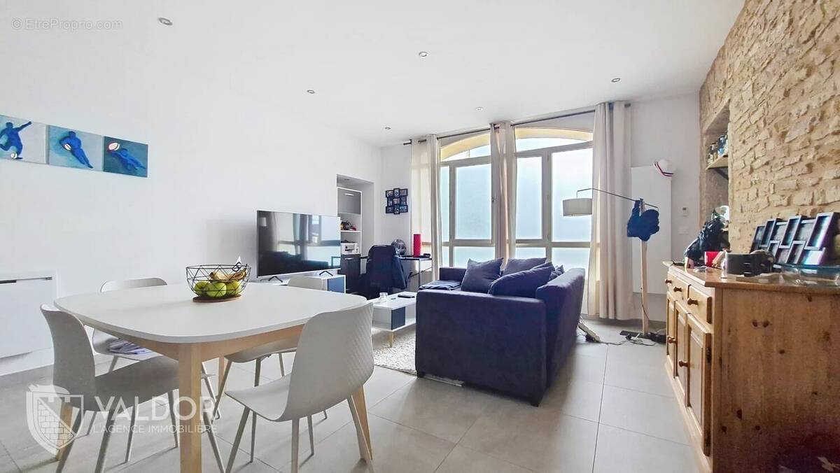 Appartement à DENICE