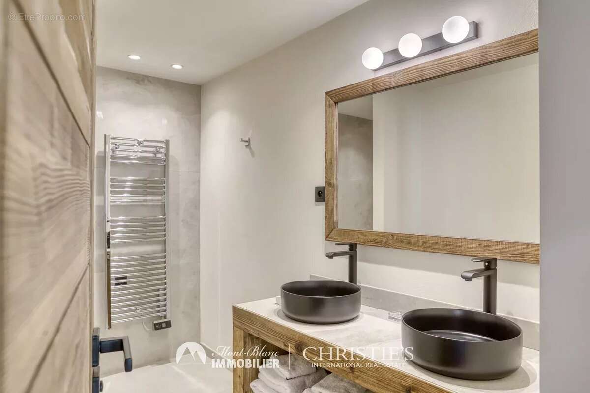 Appartement à SAINT-GERVAIS-LES-BAINS