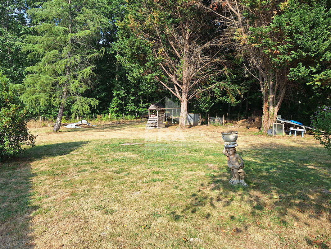 Maison à MONTPON-MENESTEROL