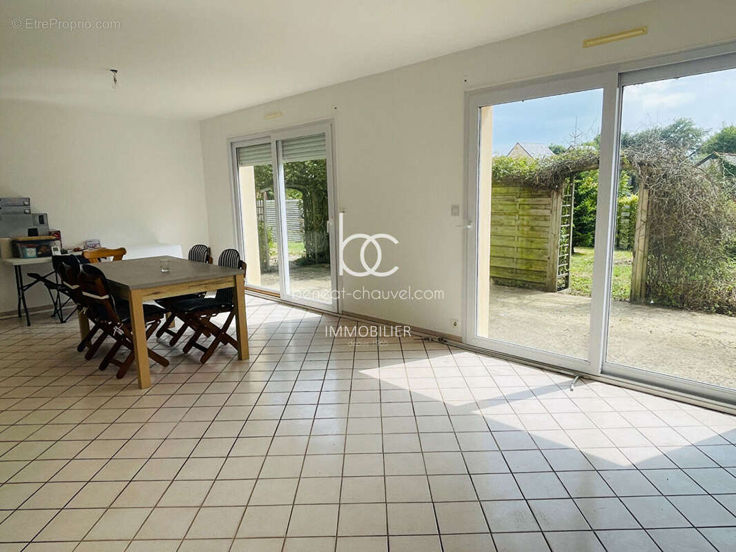 Maison à SAINT-ARMEL