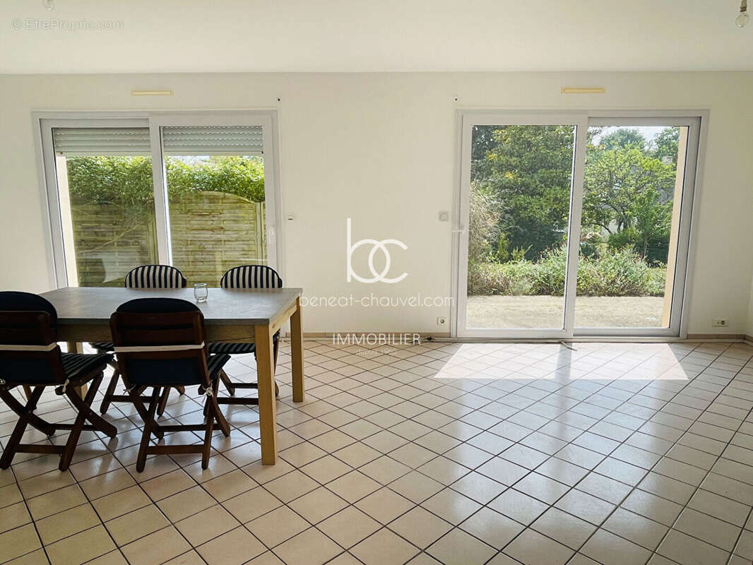 Maison à SAINT-ARMEL