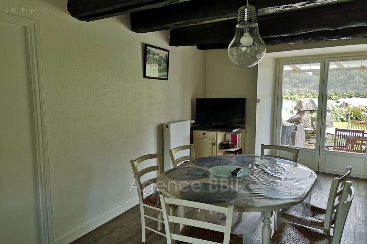 Maison à SAINT-IGEAUX