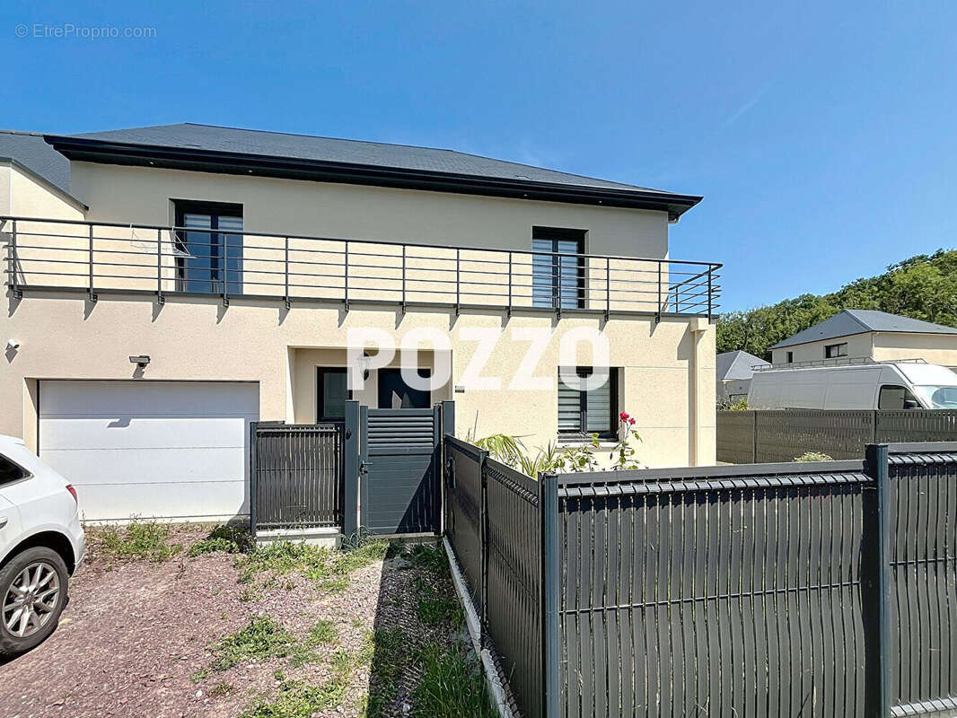 Maison à OUISTREHAM