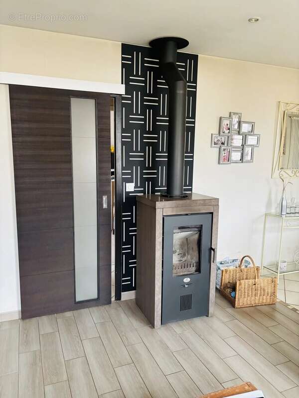 Maison à SAINT-JEAN-SUR-MAYENNE