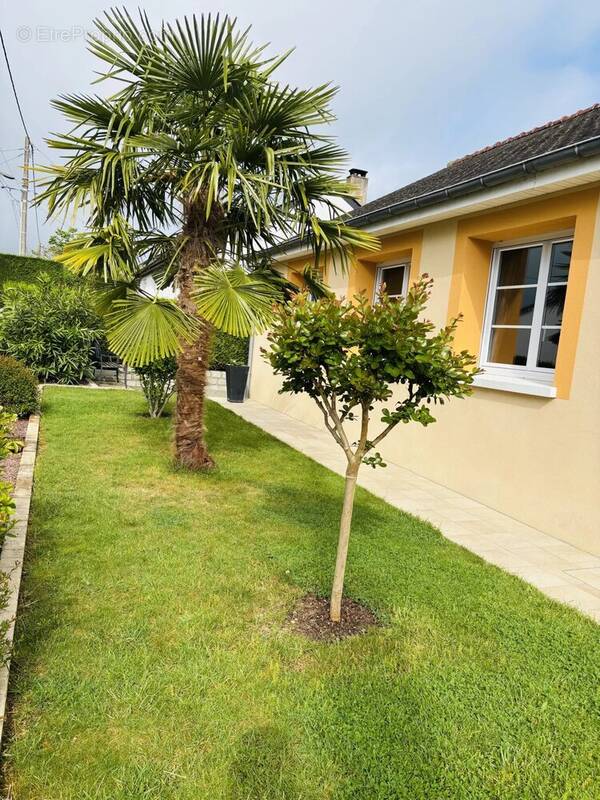 Maison à SAINT-JEAN-SUR-MAYENNE