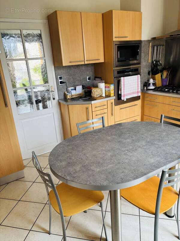 Maison à SAINT-JEAN-SUR-MAYENNE