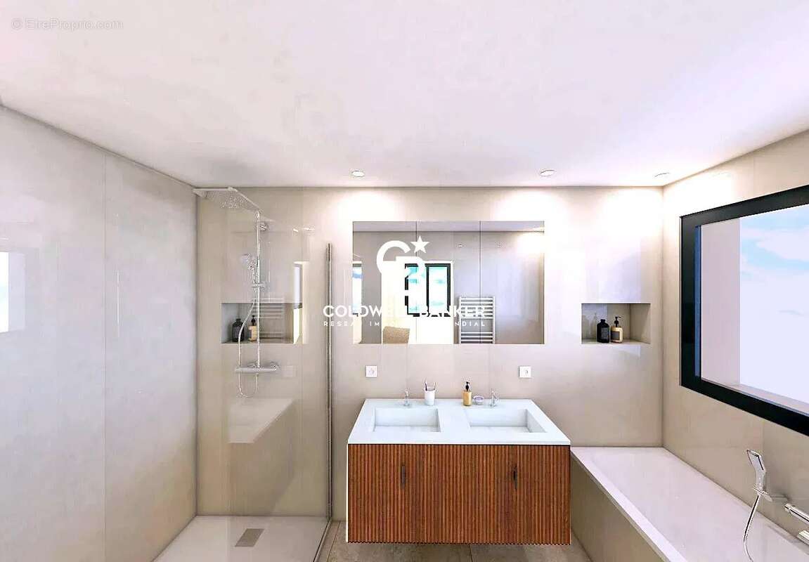 Maison à LES ISSAMBRES