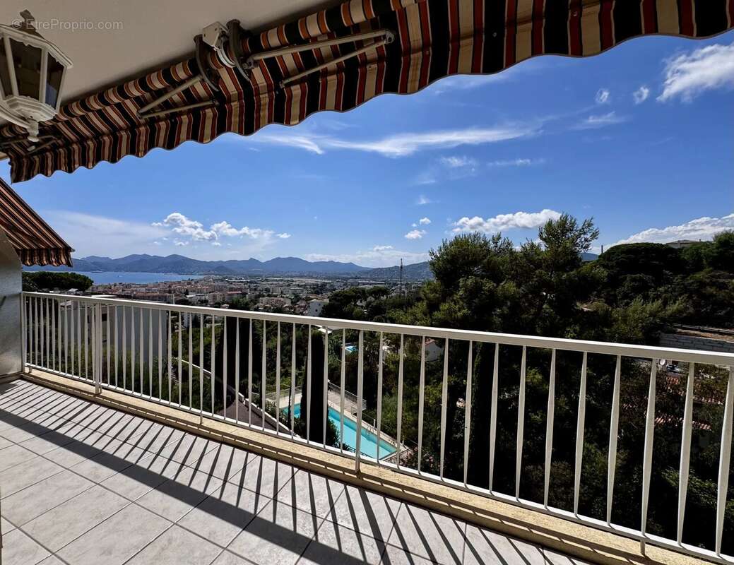 Appartement à CANNES