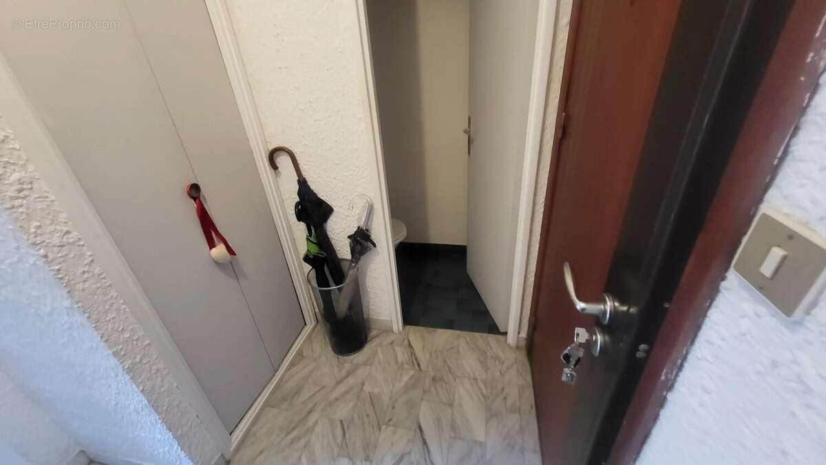 Appartement à VALLAURIS