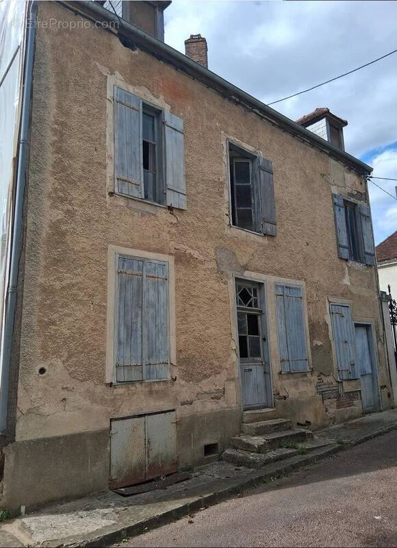 Maison à ERVY-LE-CHATEL