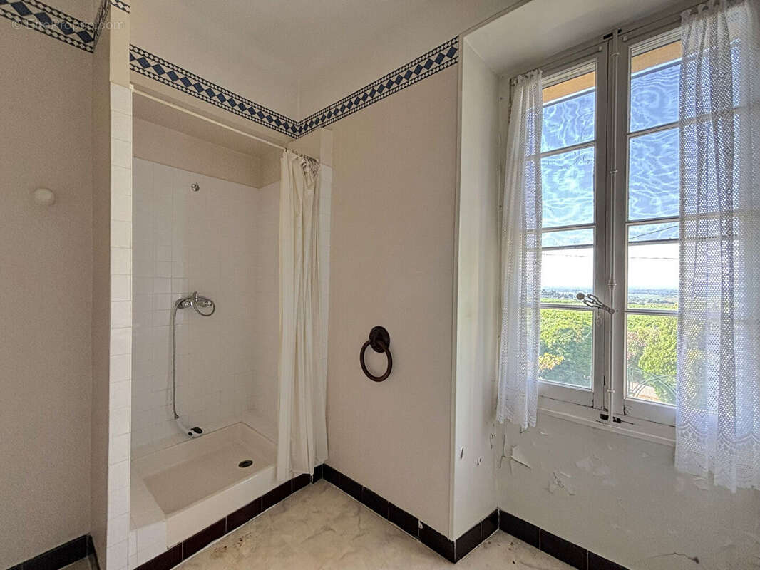 Maison à CHATEAUNEUF-DU-PAPE