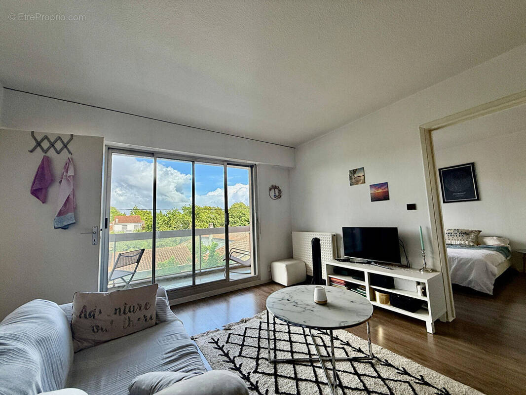 Appartement à BORDEAUX