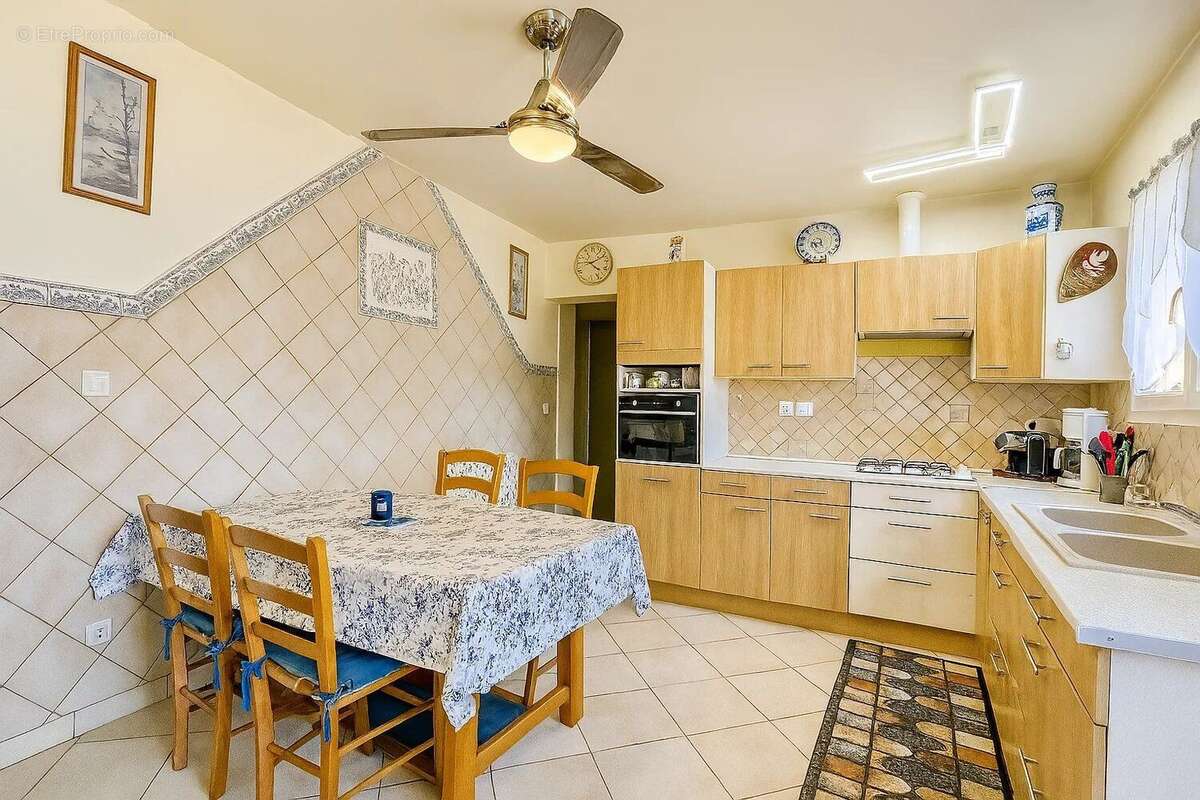 Maison à SAINTE-LIVRADE-SUR-LOT