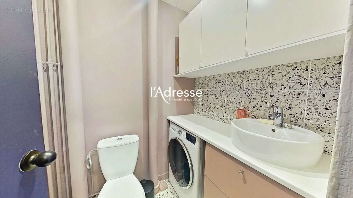 Appartement à PARIS-15E