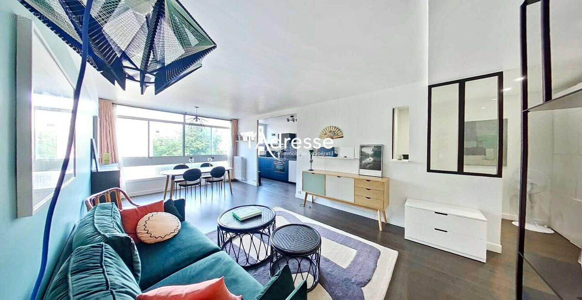 Appartement à PARIS-15E