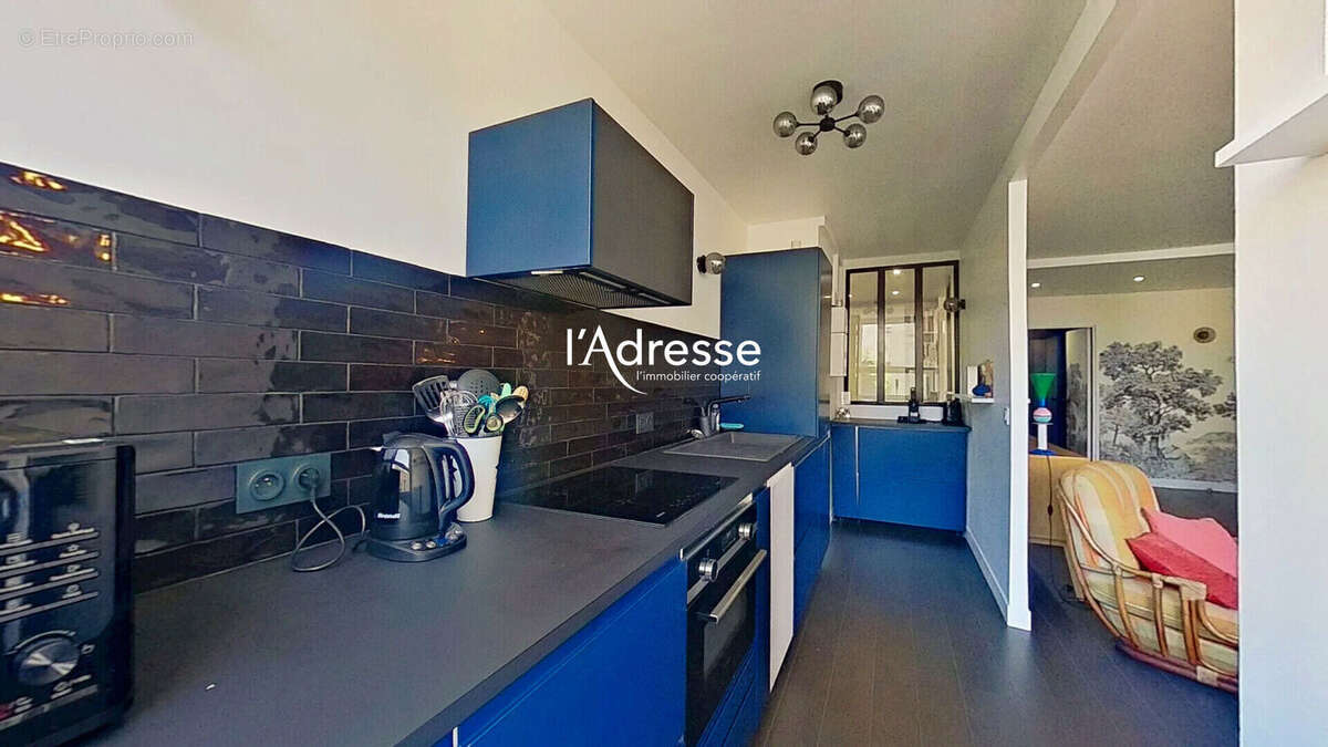 Appartement à PARIS-15E