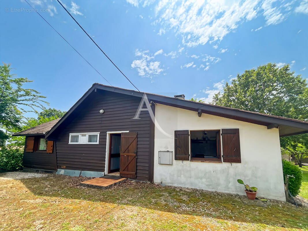Maison à CONDEZAYGUES