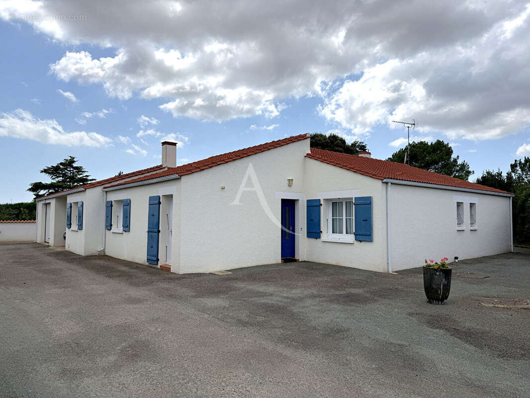 Maison à SAINT-BENOIST-SUR-MER