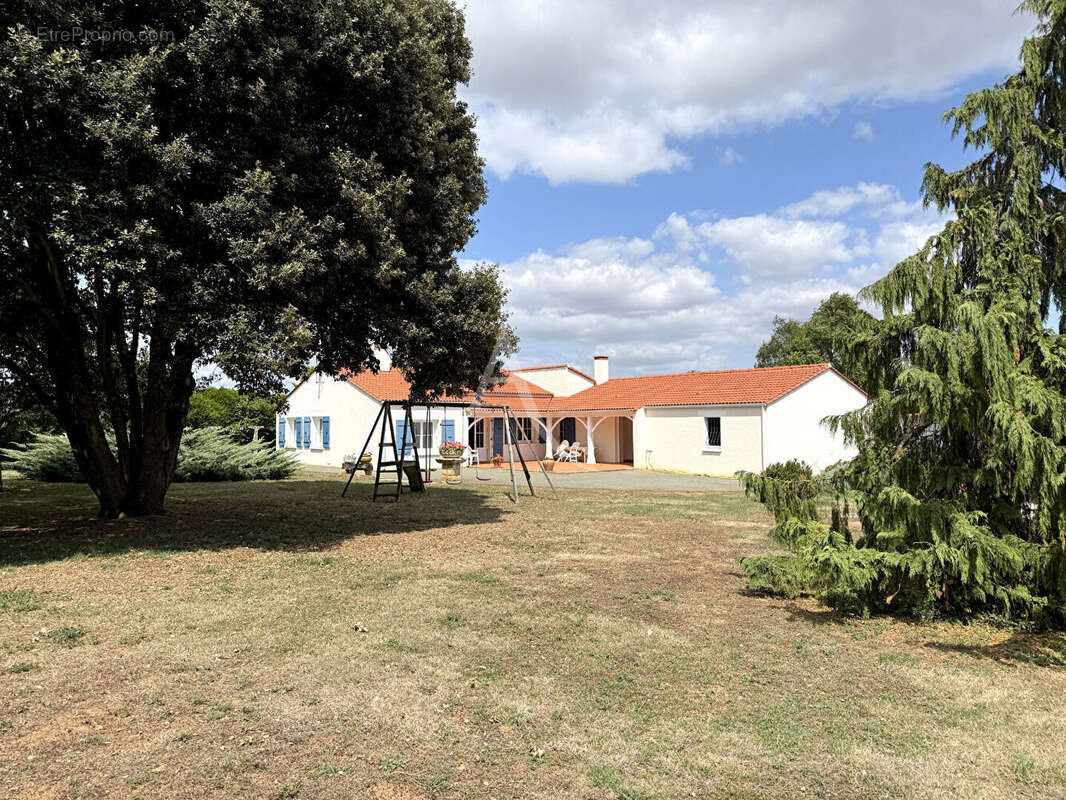Maison à SAINT-BENOIST-SUR-MER