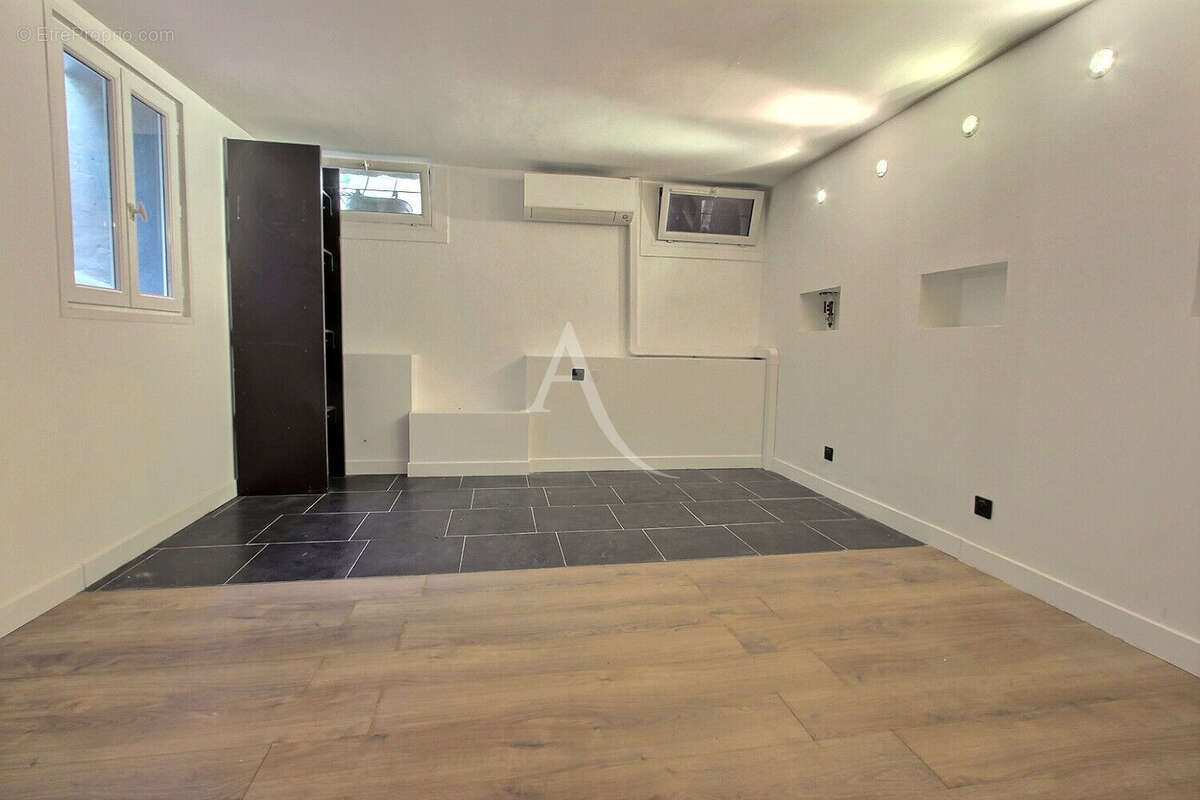 Maison à ASNIERES-SUR-SEINE