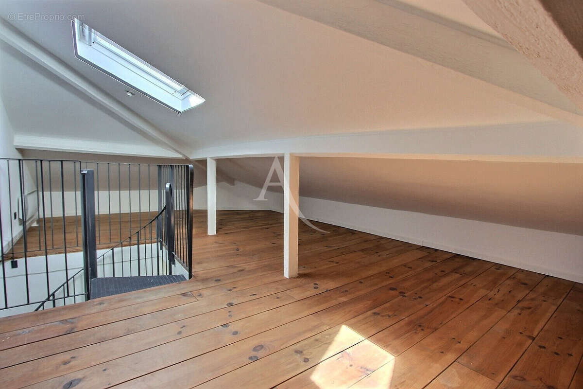 Maison à ASNIERES-SUR-SEINE