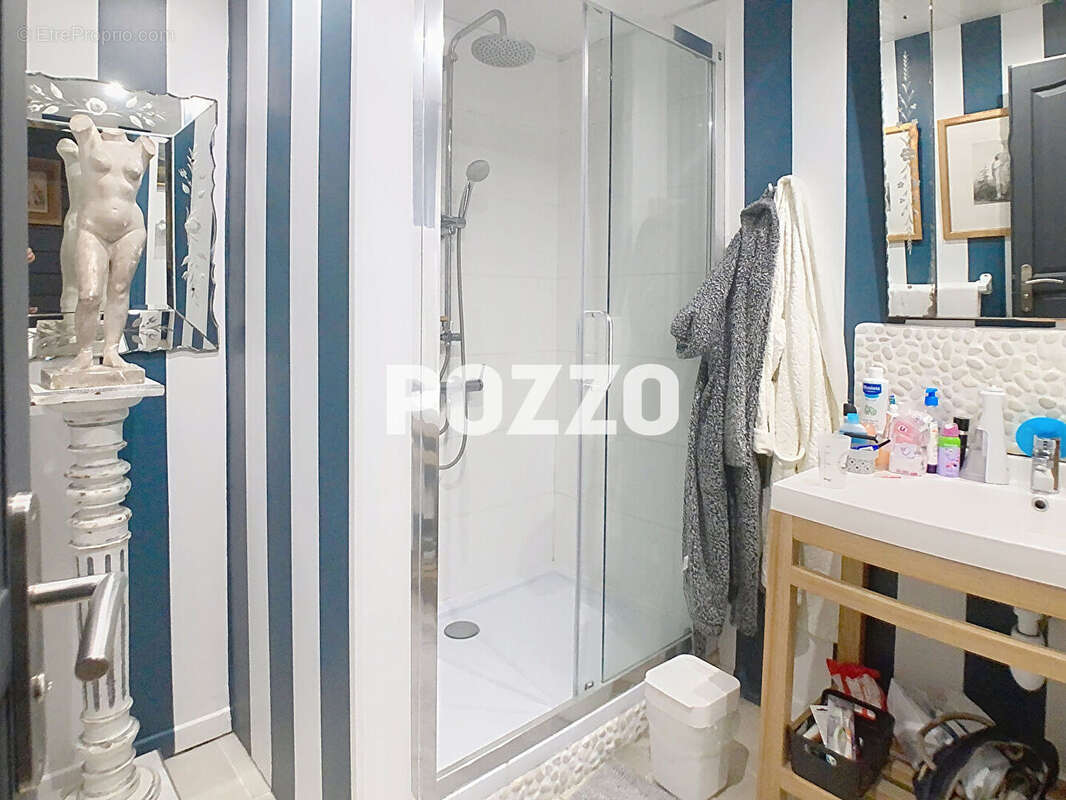 Maison à GOUVILLE-SUR-MER