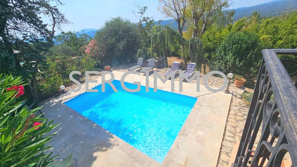 Maison à MONTAUROUX