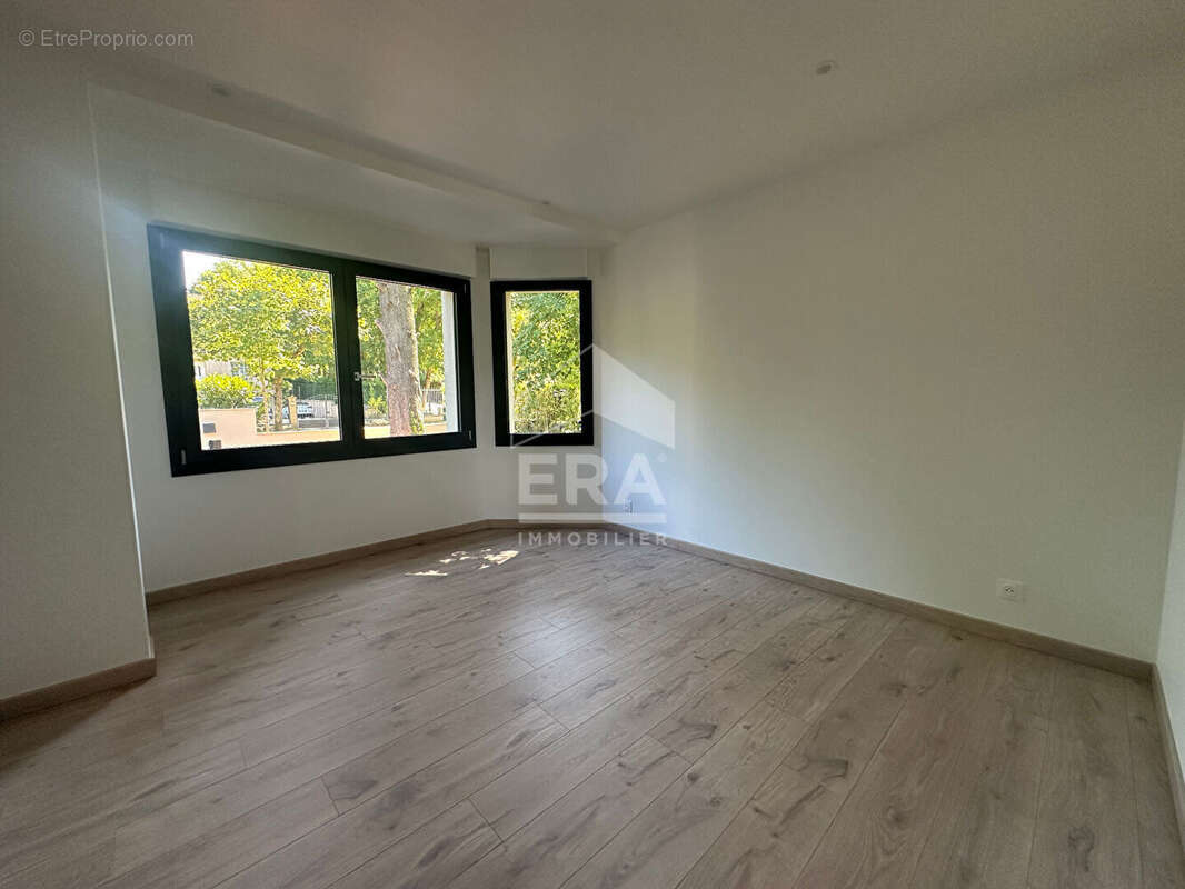 Maison à SAINT-FARGEAU-PONTHIERRY