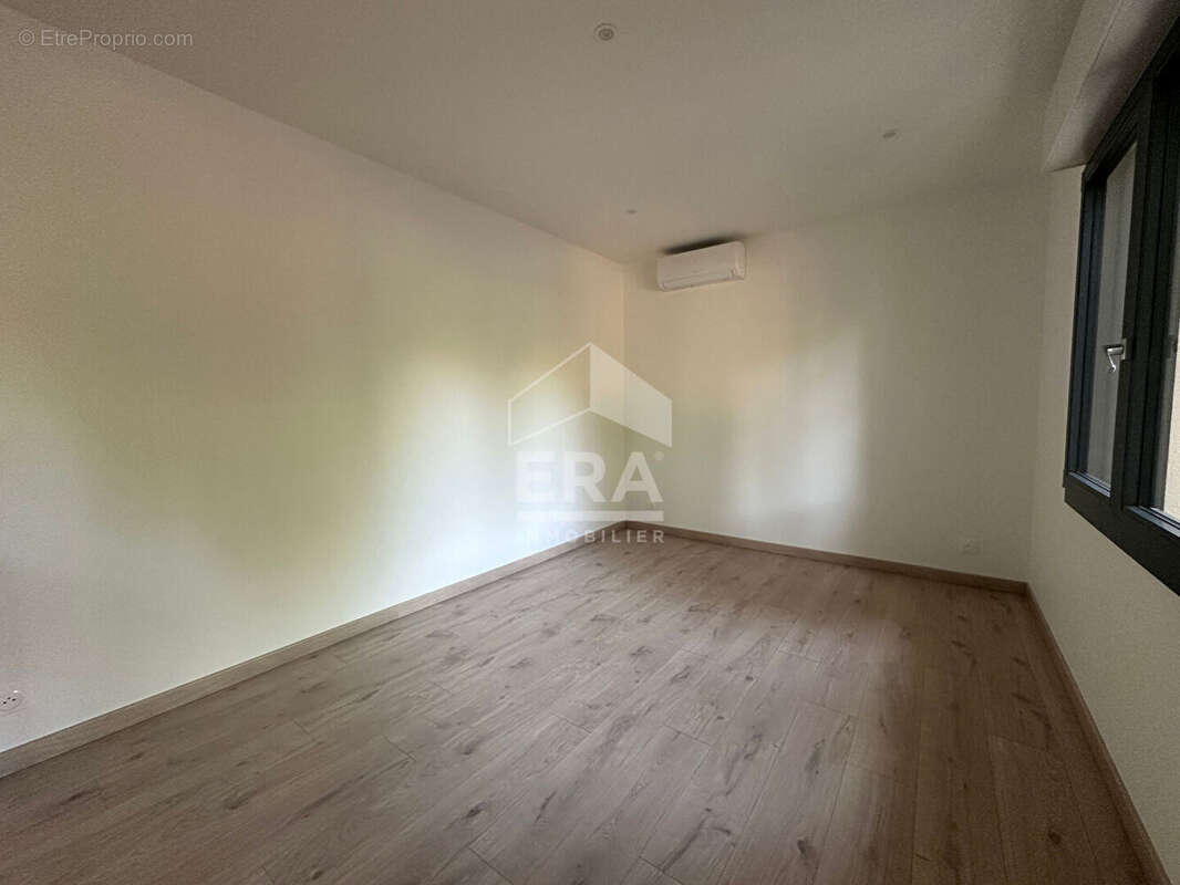 Maison à SAINT-FARGEAU-PONTHIERRY