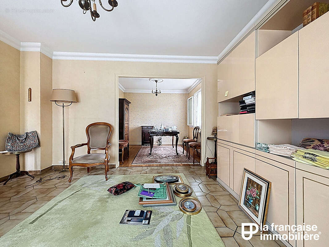 Maison à MONTFORT-SUR-MEU