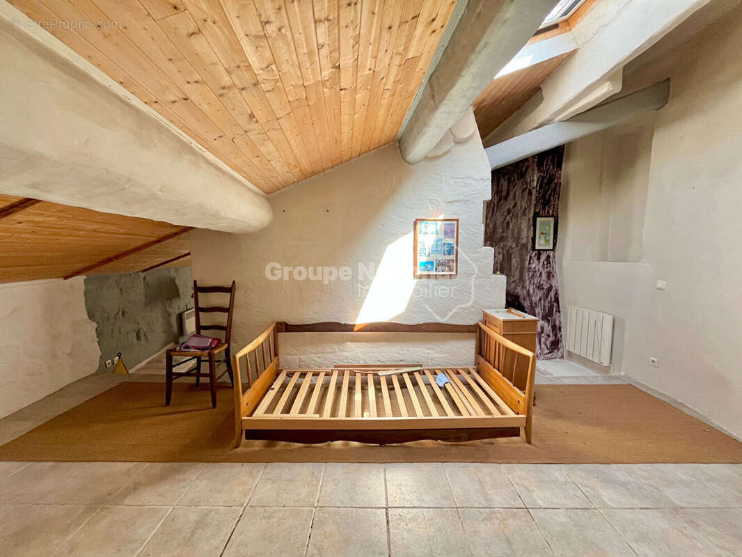 Appartement à CHATEAURENARD