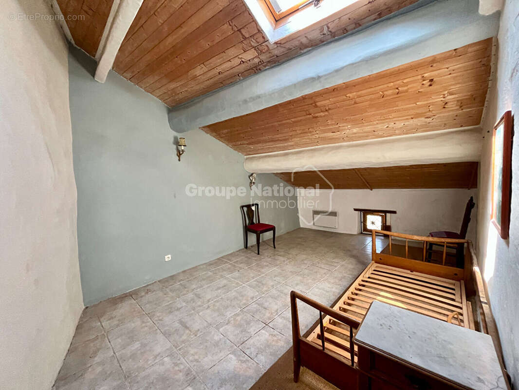 Appartement à CHATEAURENARD