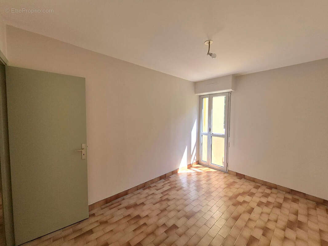 Appartement à CARRY-LE-ROUET