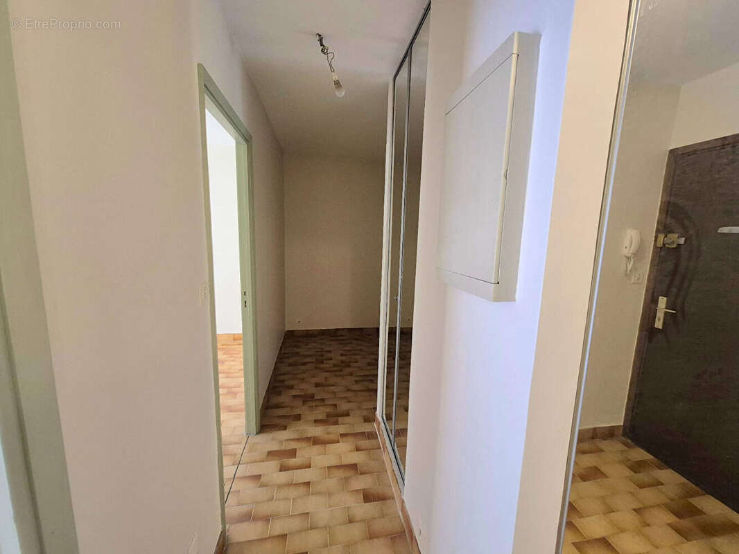 Appartement à CARRY-LE-ROUET