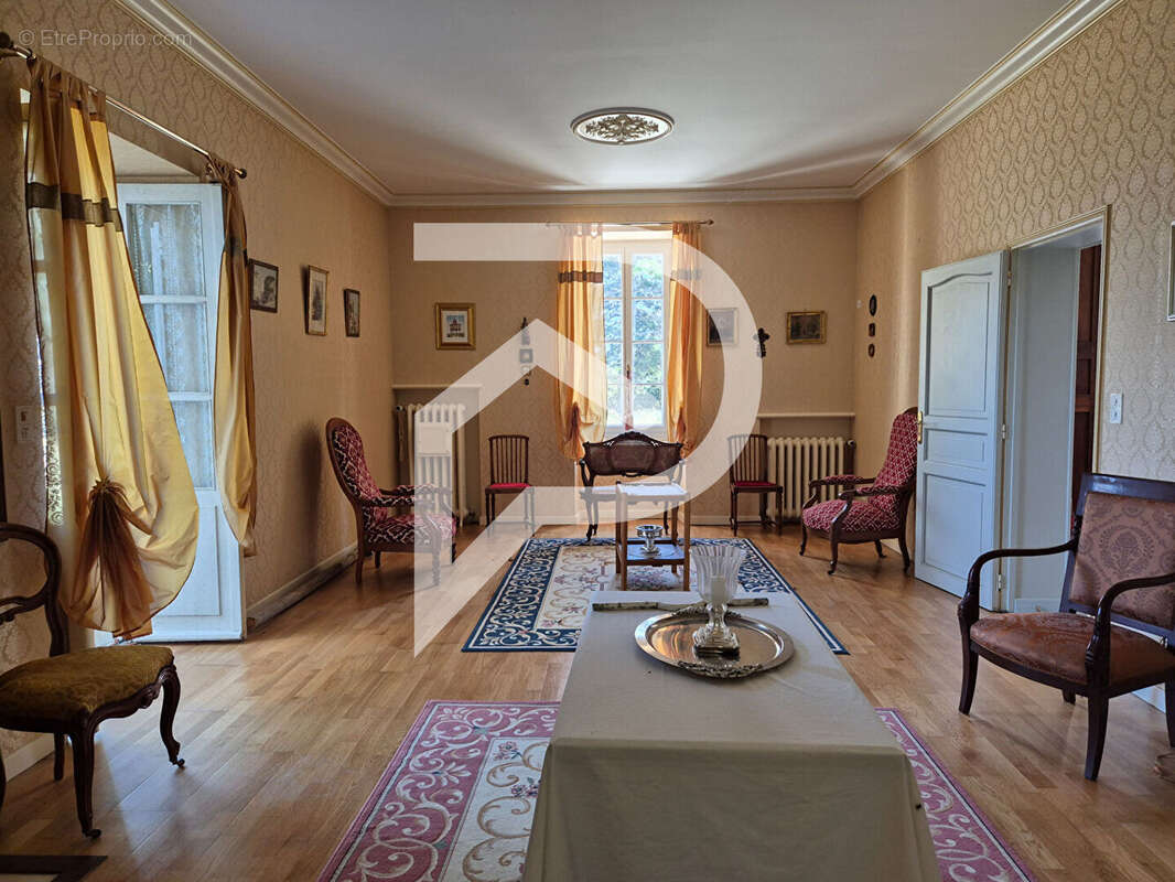 Maison à POULAN-POUZOLS