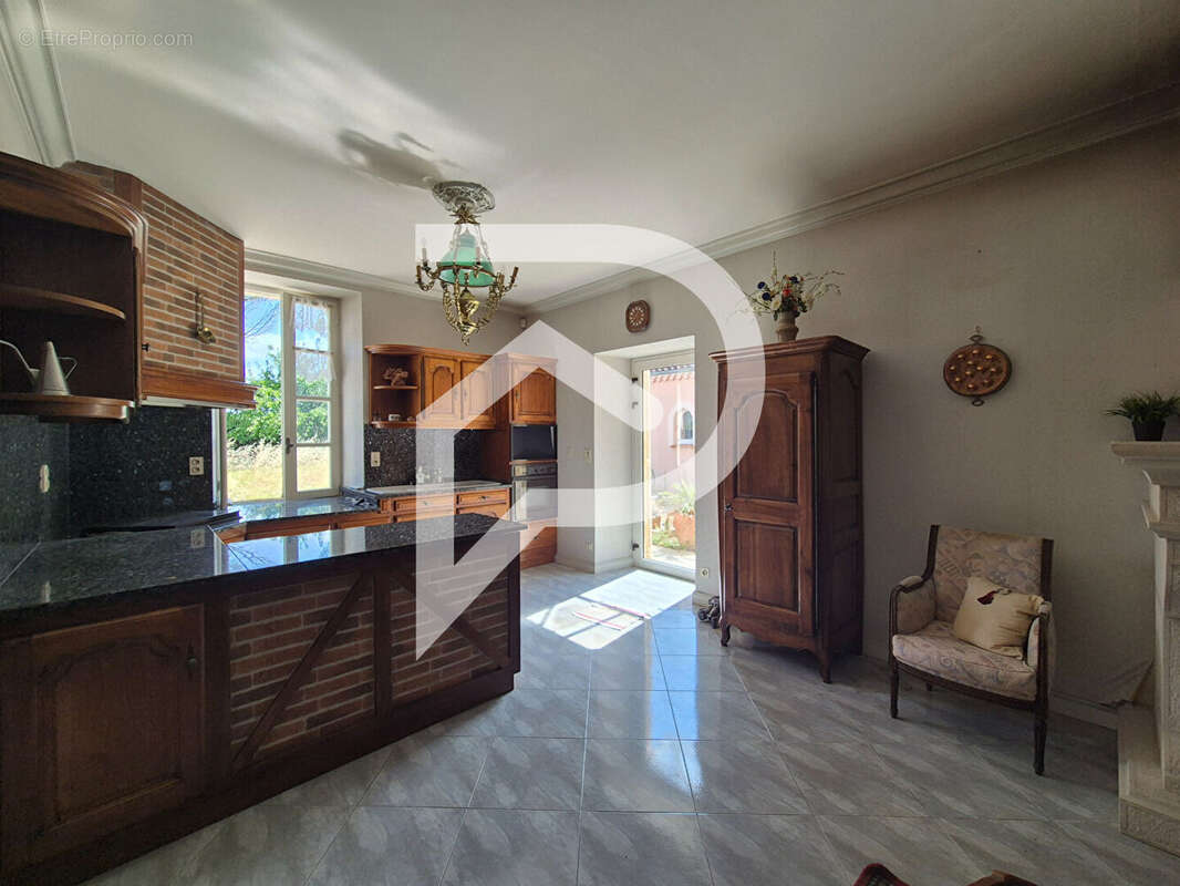 Maison à POULAN-POUZOLS