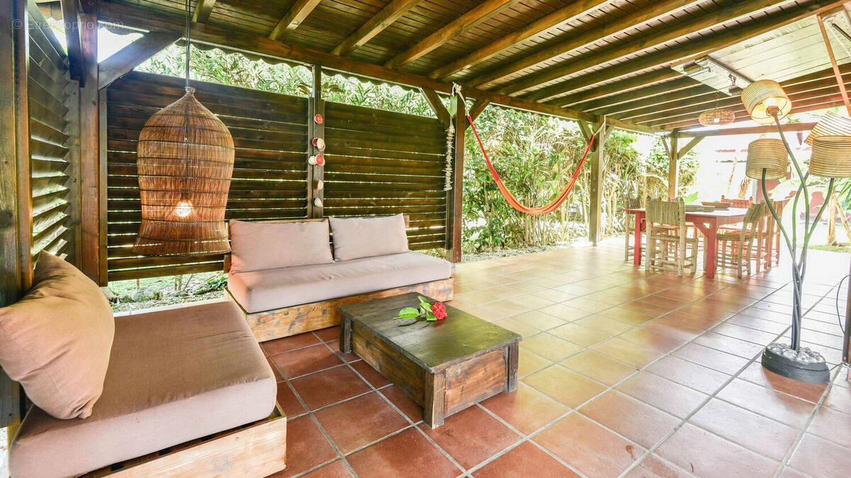 Maison à GRAND-BOURG