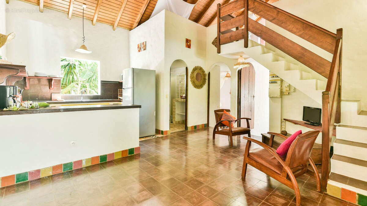 Maison à GRAND-BOURG