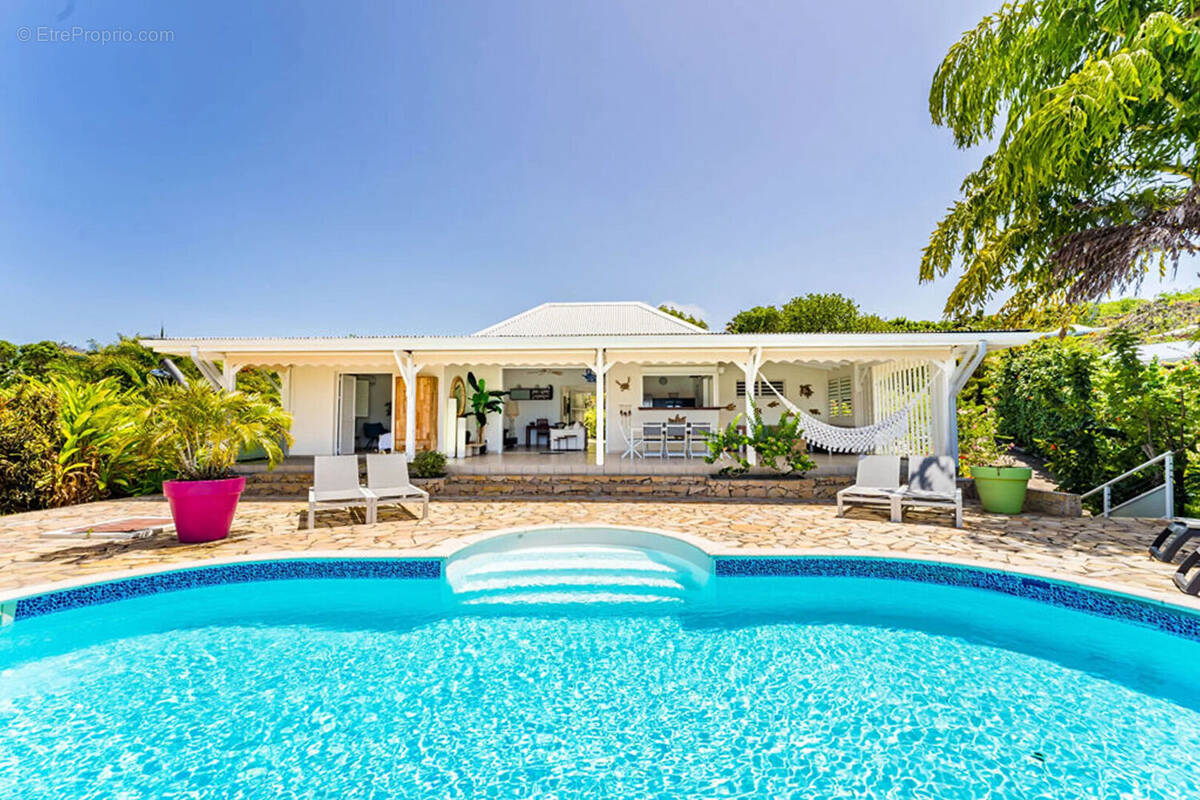 Maison à GRAND-BOURG