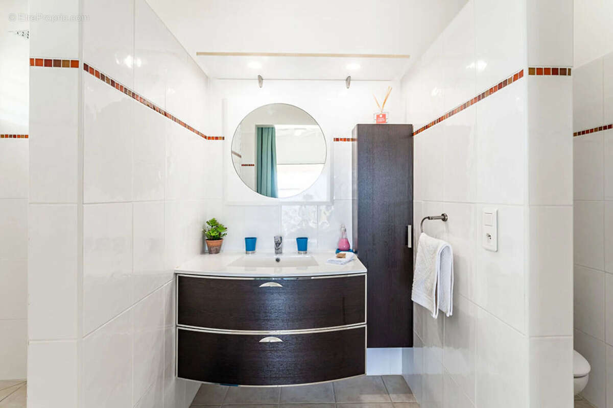 Maison à GRAND-BOURG