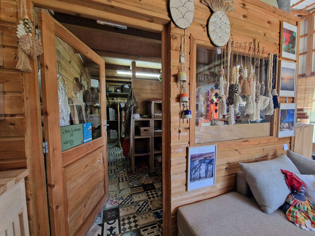 Commerce à GRAND-BOURG