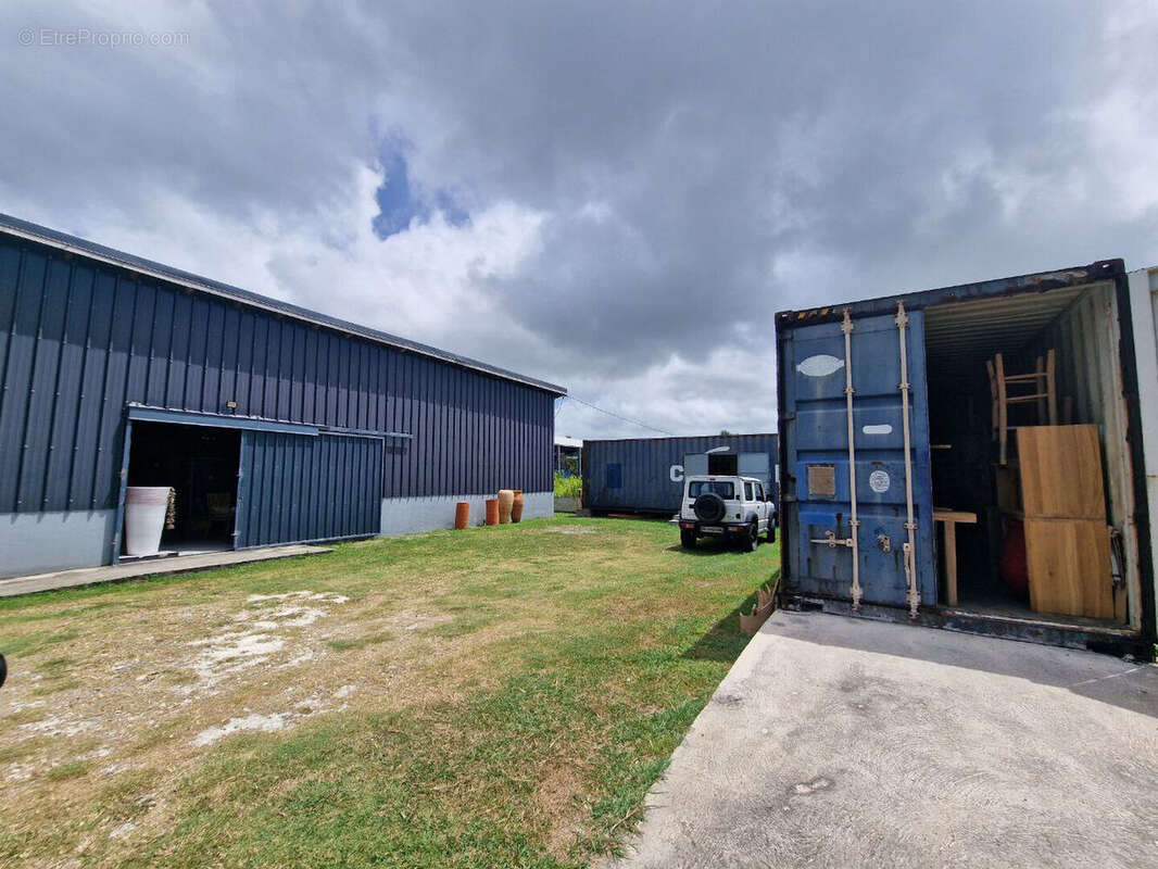 Commerce à GRAND-BOURG