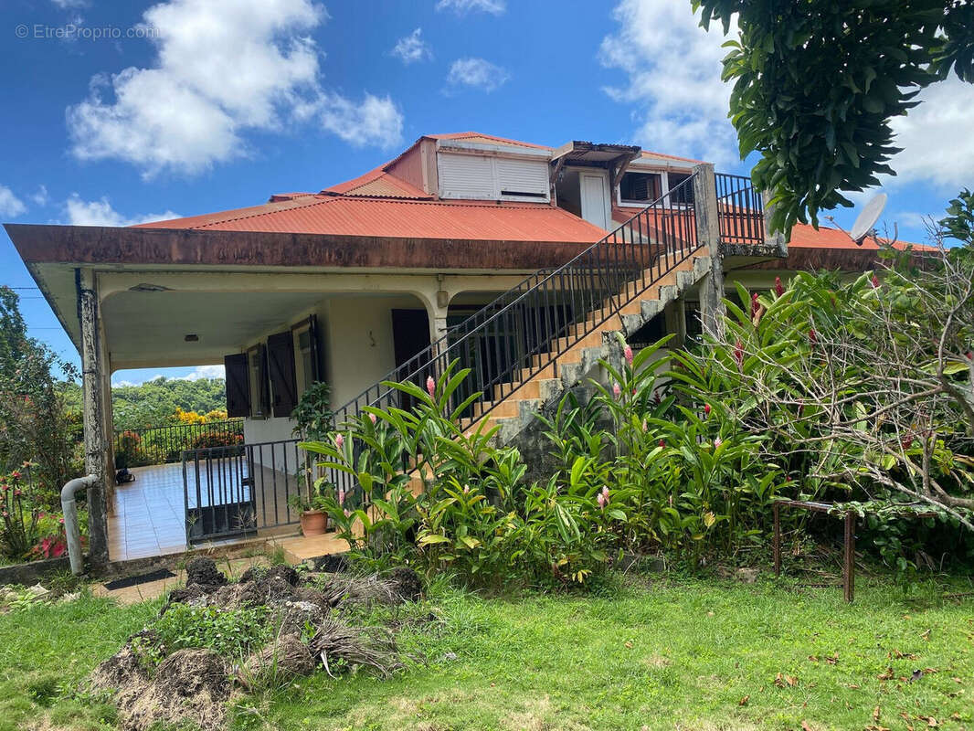 Maison à GRAND-BOURG