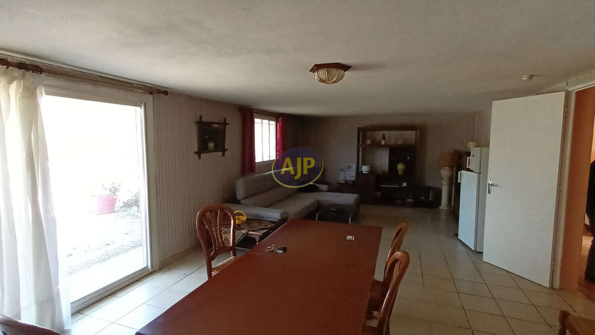 Maison à SAINT-VIVIEN-DE-MEDOC