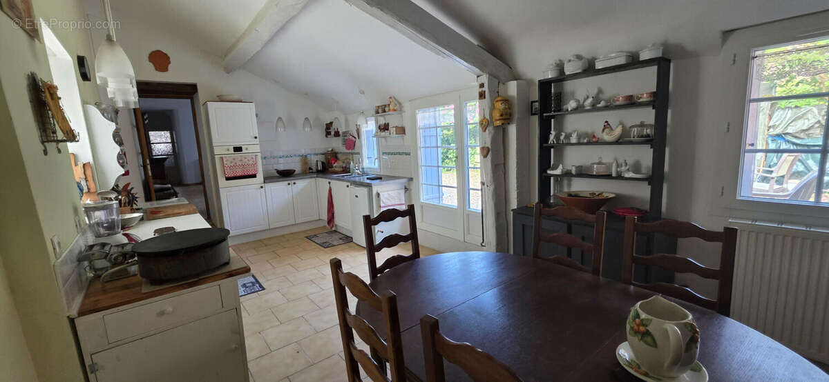 Maison à SAINT-PIERRE-DE-MAILLE