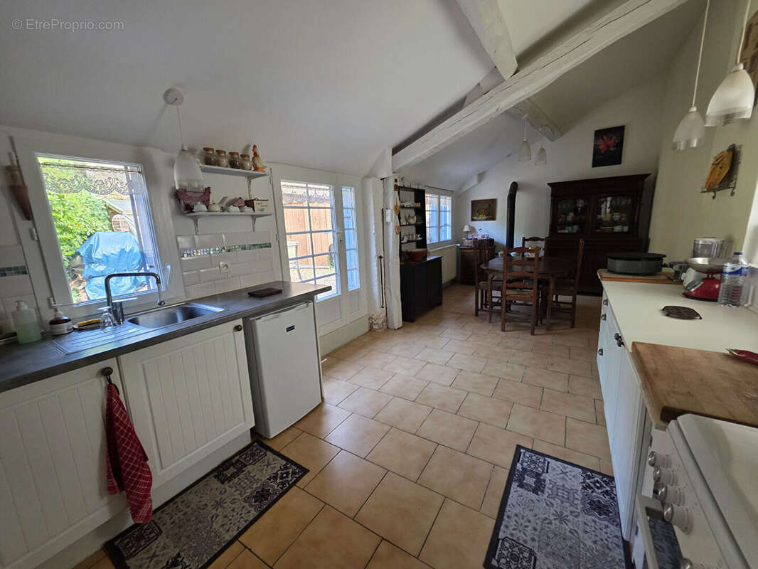 Maison à SAINT-PIERRE-DE-MAILLE